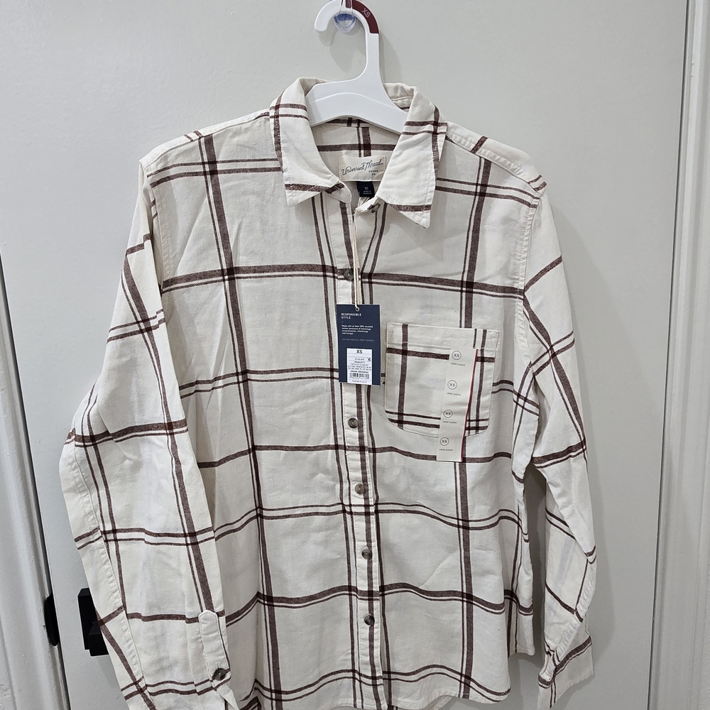 Universal Thread Cream and Brown Checkered Button-Down Shirt